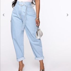 Light wash high rise Balloon jeans size 3